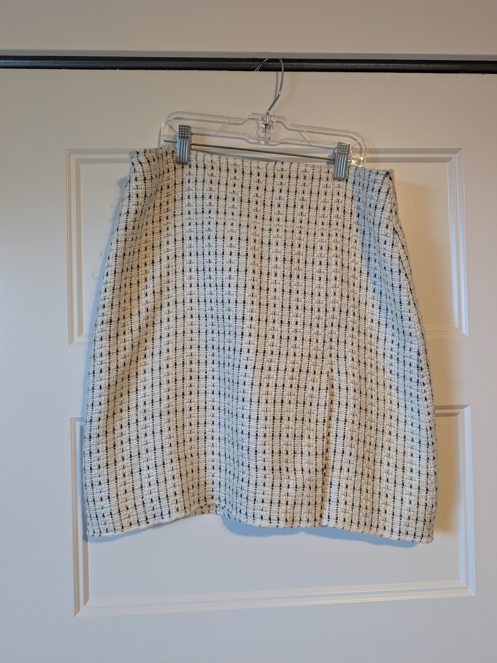 White House Black Market Black and White Tweed Mini Skirt